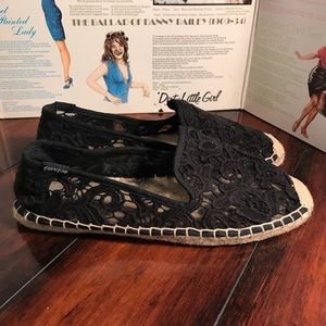 SOLUDOS Black Lace Espadrille 7 Perfect Condition